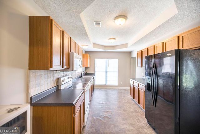 342 Peach Blossom Road, Bonaire, GA 31005