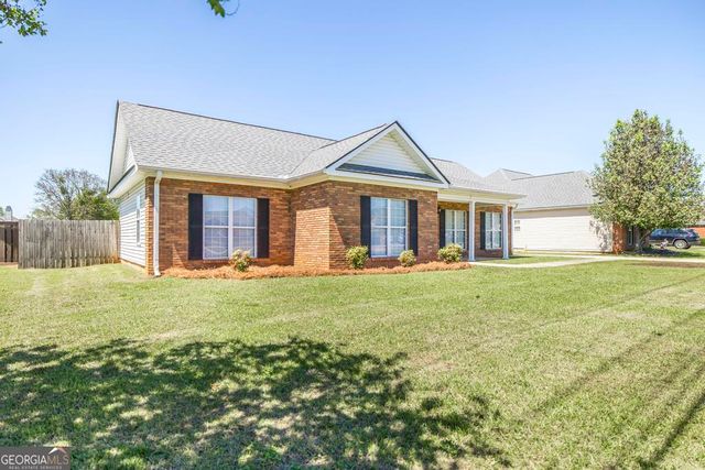 342 Peach Blossom Road, Bonaire, GA 31005