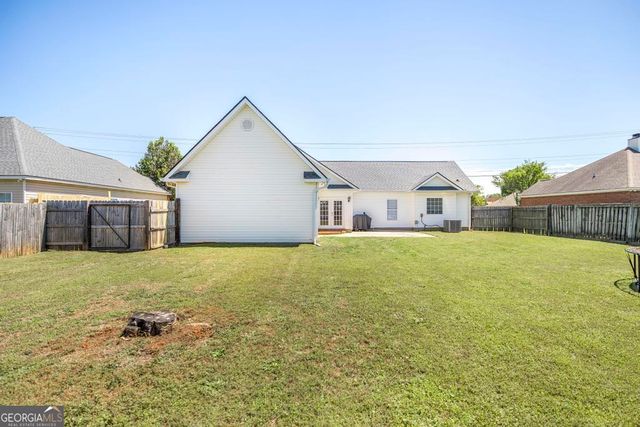 342 Peach Blossom Road, Bonaire, GA 31005