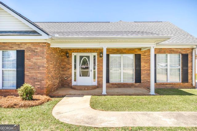 342 Peach Blossom Road, Bonaire, GA 31005