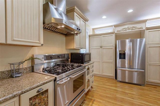 105 Stayman Park, Fayetteville, GA 30215