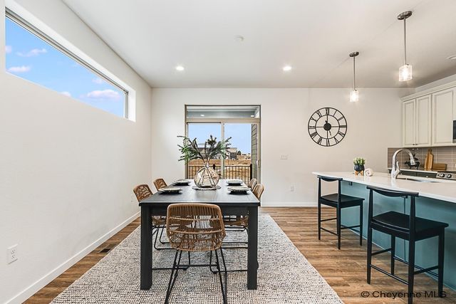 3938 SADDLEBACK LN, Cheyenne, WY 82001