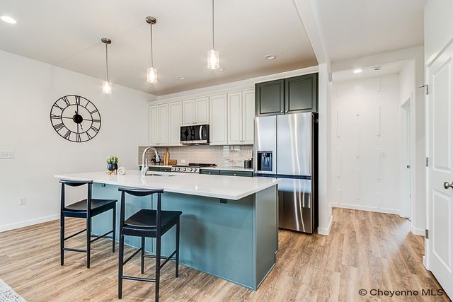 3938 SADDLEBACK LN, Cheyenne, WY 82001