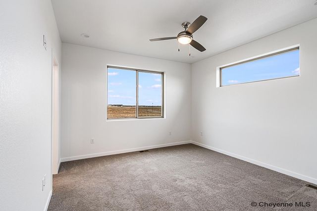 3938 SADDLEBACK LN, Cheyenne, WY 82001