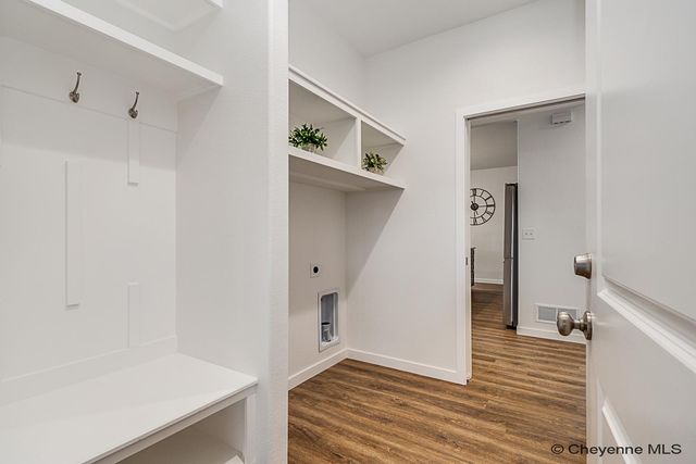 3938 SADDLEBACK LN, Cheyenne, WY 82001