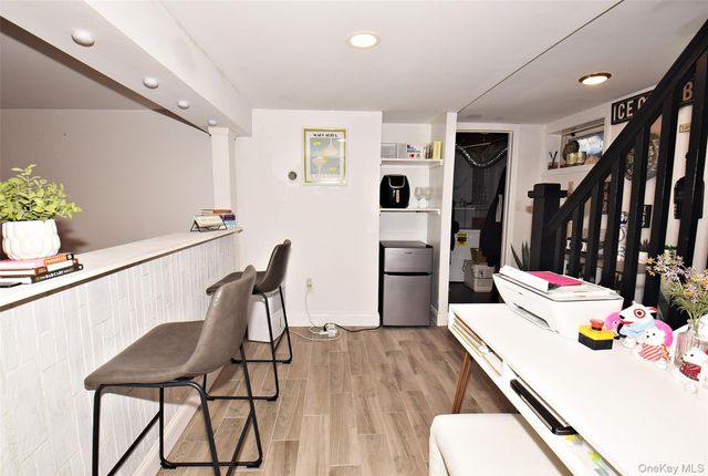 31 Armell Street, Huntington Station, NY 11746