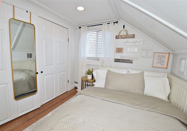 31 Armell Street, Huntington Station, NY 11746