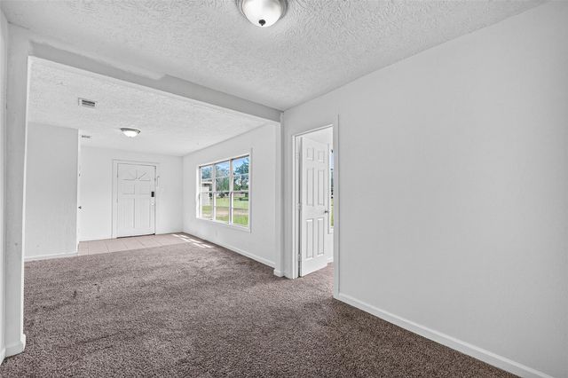 2101 E Fayle Street, Baytown, TX 77520