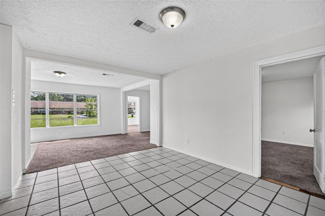 2101 E Fayle Street, Baytown, TX 77520