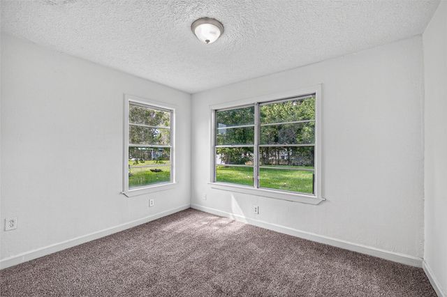 2101 E Fayle Street, Baytown, TX 77520