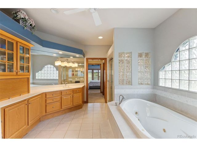 5324 Grimes Ln, Larkspur, CO 80118