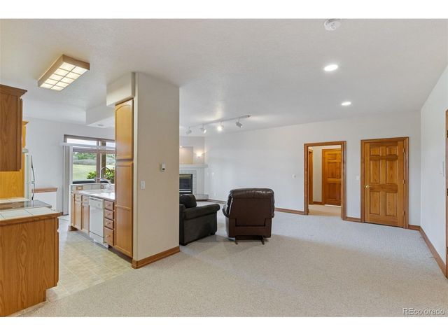 5324 Grimes Ln, Larkspur, CO 80118