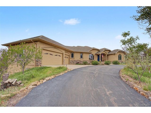 5324 Grimes Ln, Larkspur, CO 80118