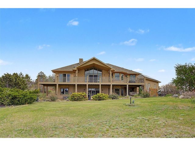 5324 Grimes Ln, Larkspur, CO 80118