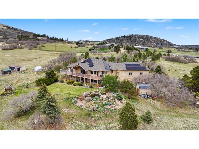 5324 Grimes Ln, Larkspur, CO 80118