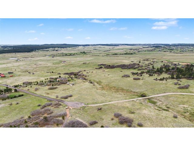 5324 Grimes Ln, Larkspur, CO 80118
