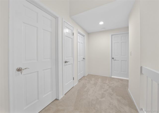 28902 Creek Bend Drive, Farmington, MI 48331