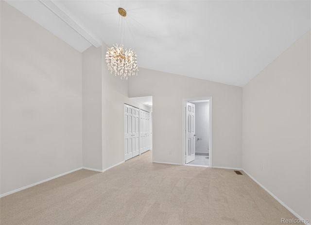 28902 Creek Bend Drive, Farmington, MI 48331