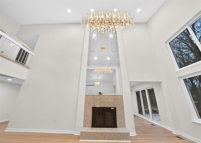 28902 Creek Bend Drive, Farmington, MI 48331