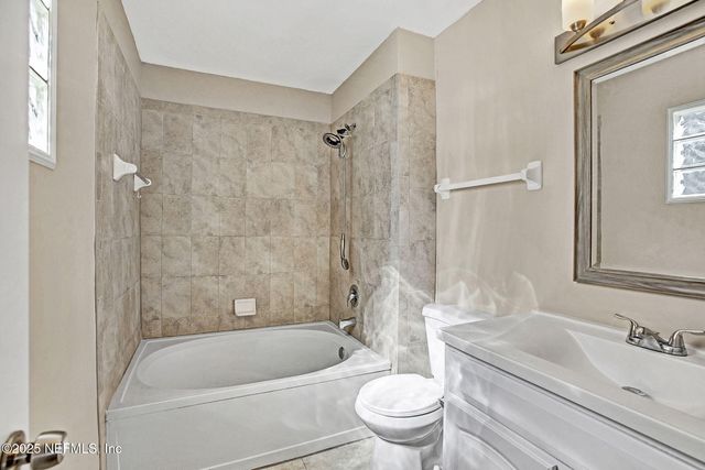 364 FULL MOON Trail, Jacksonville, FL 32225