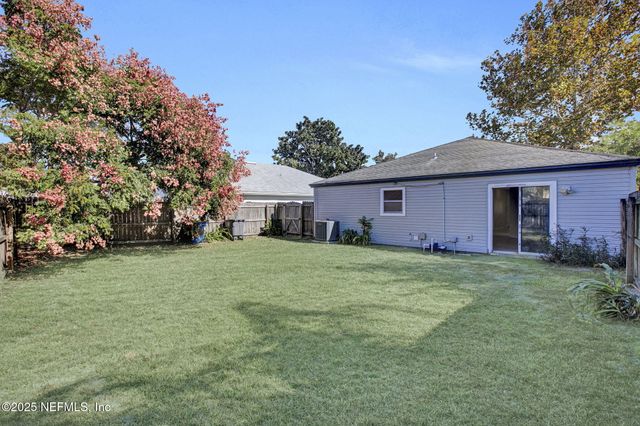 364 FULL MOON Trail, Jacksonville, FL 32225