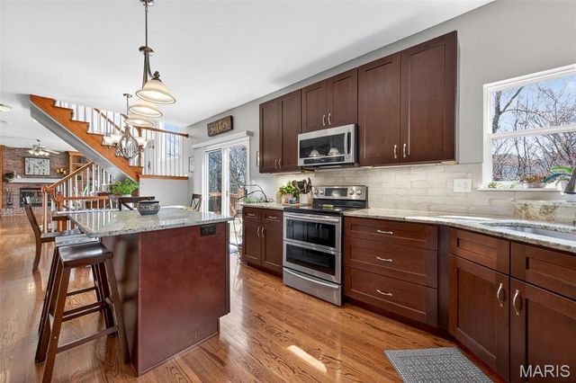 118 Arabian Path, St Peters, MO 63376