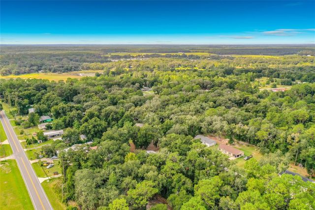 5891 SE 171ST COURT, Ocklawaha, FL 32179