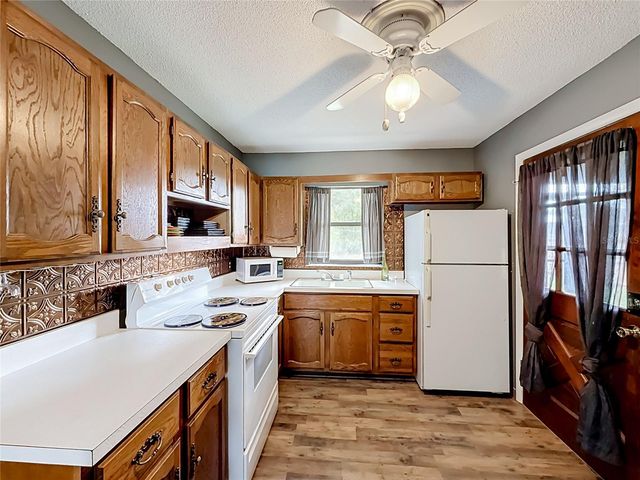 5891 SE 171ST COURT, Ocklawaha, FL 32179