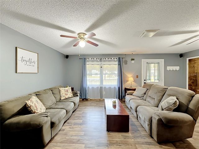 5891 SE 171ST COURT, Ocklawaha, FL 32179