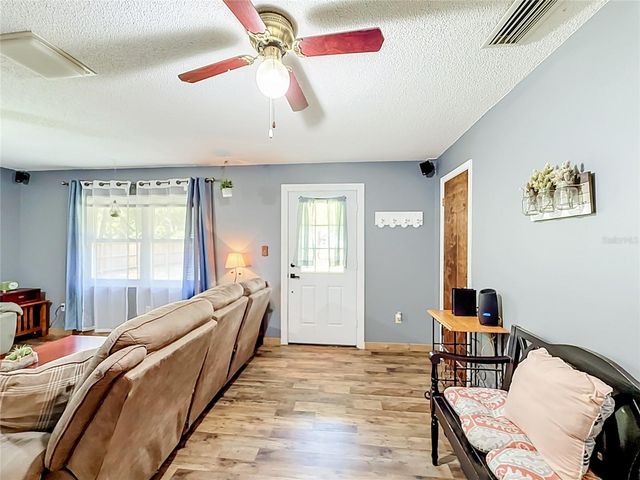 5891 SE 171ST COURT, Ocklawaha, FL 32179