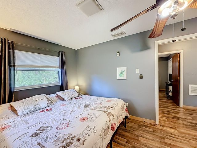5891 SE 171ST COURT, Ocklawaha, FL 32179
