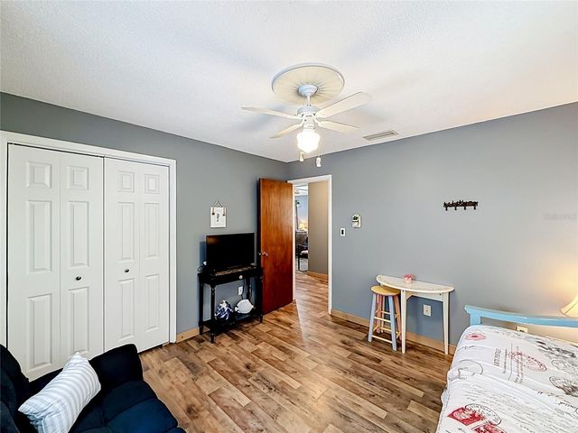 5891 SE 171ST COURT, Ocklawaha, FL 32179
