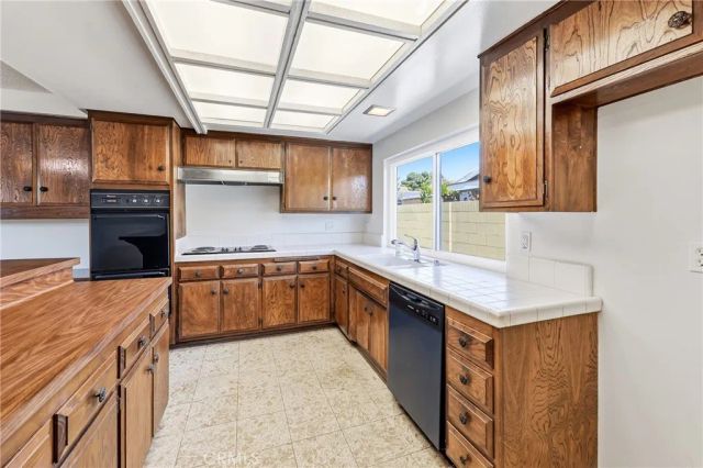 17675 San Diego Circle, Fountain Valley, CA 92708