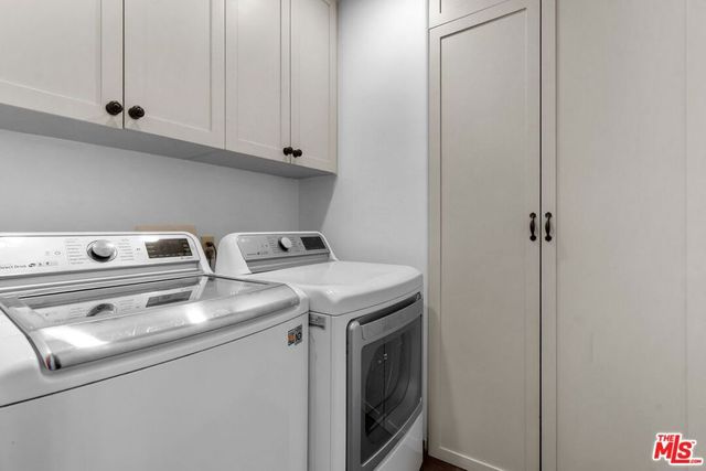 2411 Castle Heights Avenue, Los Angeles, CA 90034