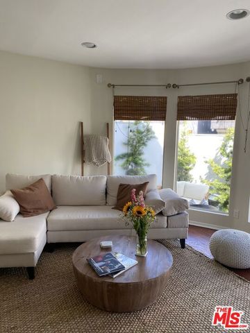 309 Venice Way, Venice, CA 90291