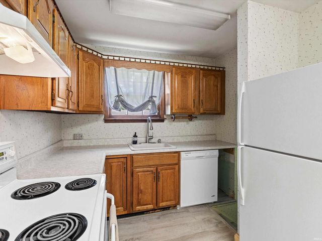 1900 E Michigan Street, Evansville, IN 47711