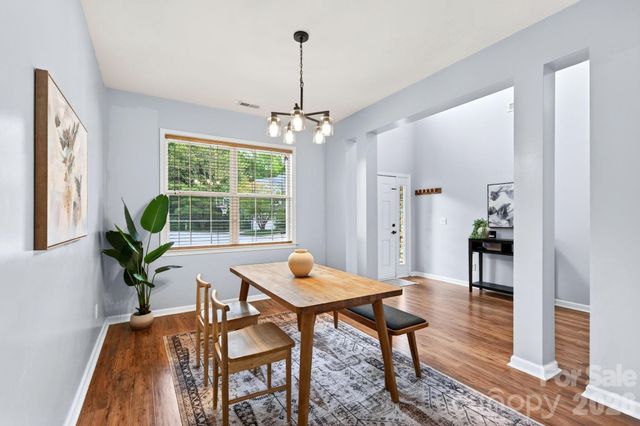9 Carraway Court, Asheville, NC 28804