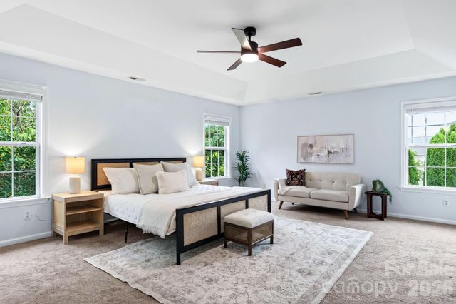 9 Carraway Court, Asheville, NC 28804