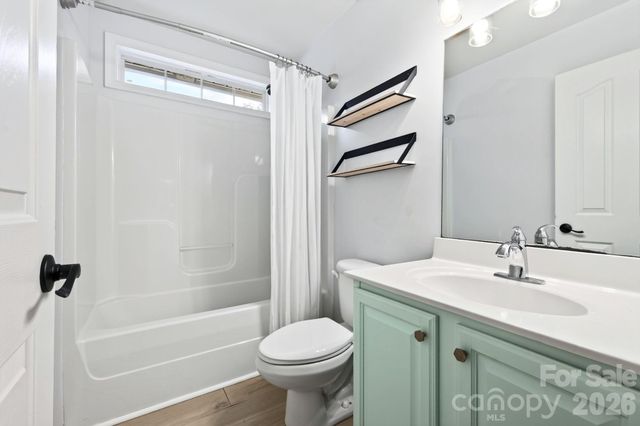 9 Carraway Court, Asheville, NC 28804