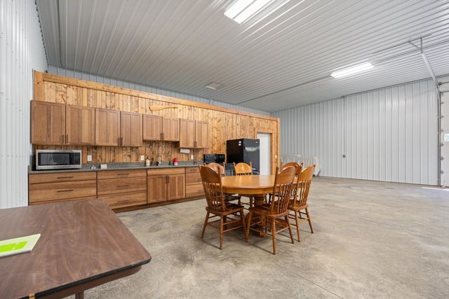 4116 E Stanton Road, Leesburg, IN 46538