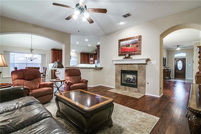 1327 Canyon Creek Road, Wylie, TX 75098