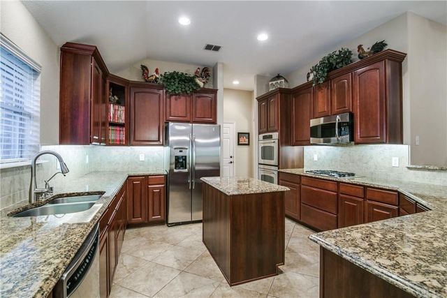 1327 Canyon Creek Road, Wylie, TX 75098