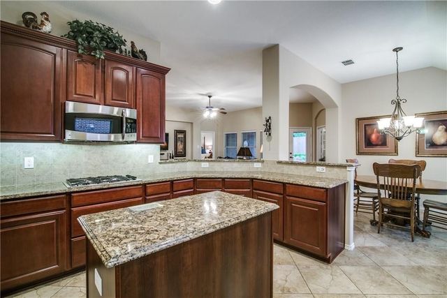 1327 Canyon Creek Road, Wylie, TX 75098