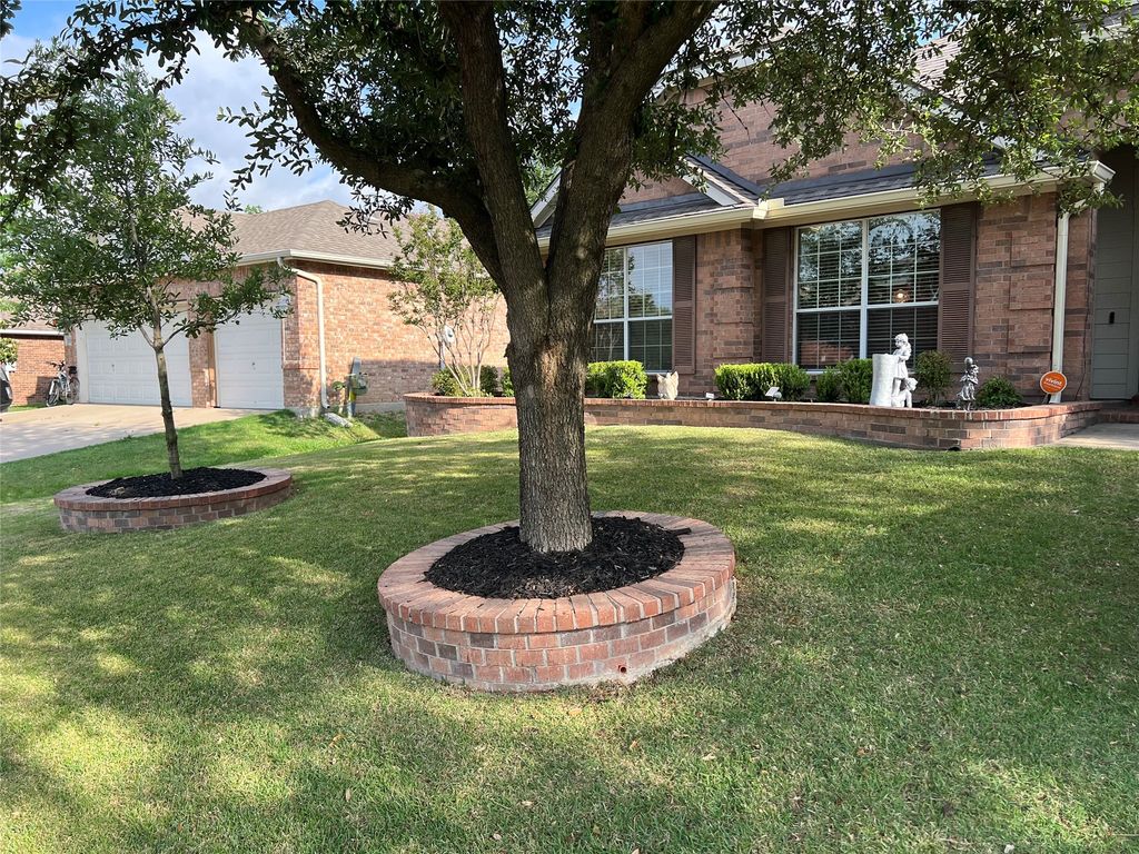 1327 Canyon Creek Road, Wylie, TX 75098