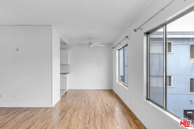 1800 N Harvard Boulevard 21, Los Angeles, CA 90027