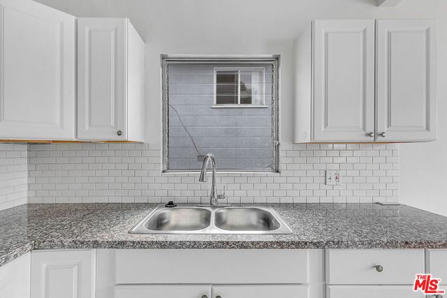 1800 N Harvard Boulevard 21, Los Angeles, CA 90027