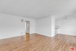 1800 N Harvard Boulevard 21, Los Angeles, CA 90027