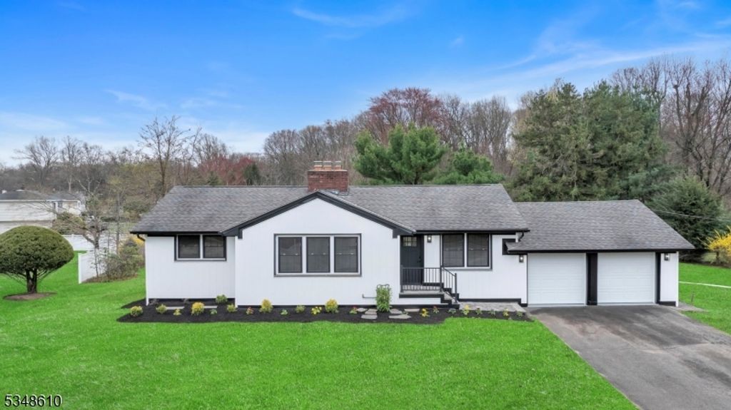 76 Hollywood Ave, Fairfield Twp., NJ 07004