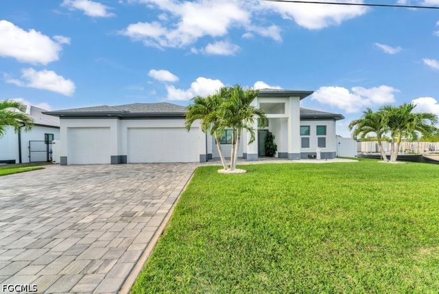 21 SW 21st ST, Cape Coral, FL 33991
