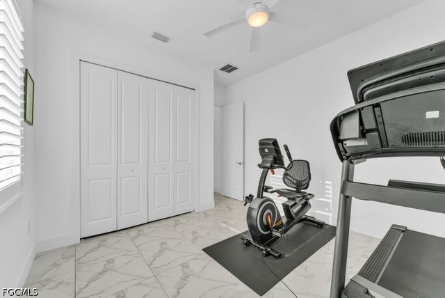 21 SW 21st ST, Cape Coral, FL 33991